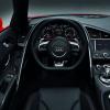 Das Cockpit des Audi R8 Spyder V10