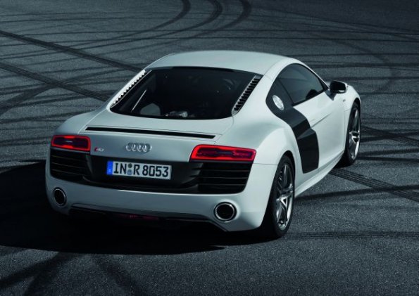 Das Heck des Audi R8 V10