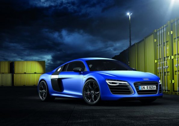 Front- und Seitenpartie am Audi R8 V10 plus