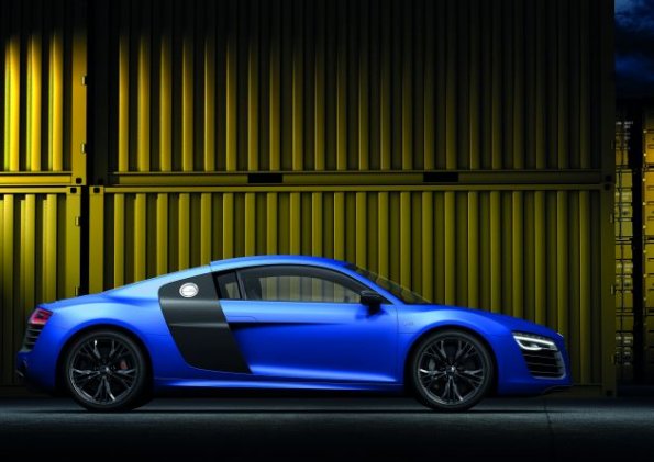 Der Audi R8 V10 plus im Profil