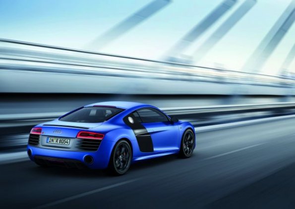 Heck- und Seitenansicht des Audi R8 V10 Plus