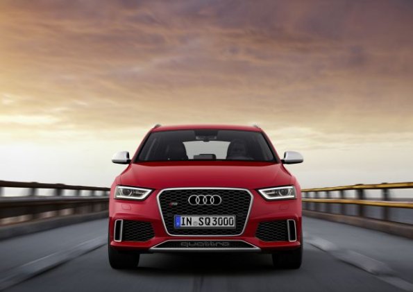 Das Gesicht des Audi RS Q3 Farbe: Misanorot