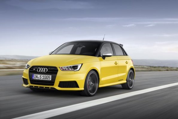 Front- und Seitenpartie des Audi S1 Sportback