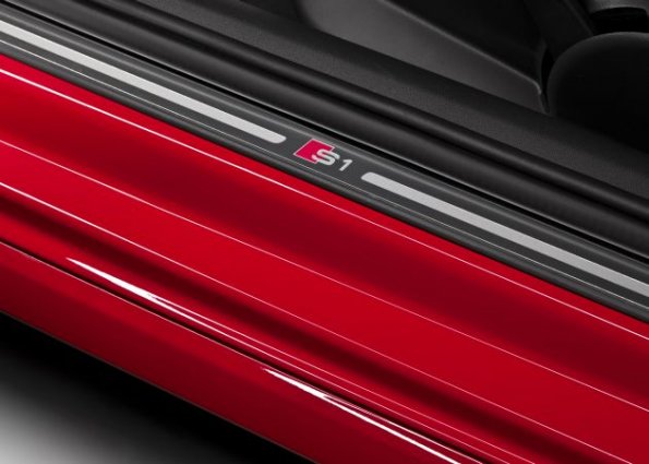 Detail am Audi S1, Farbe: Misanorot