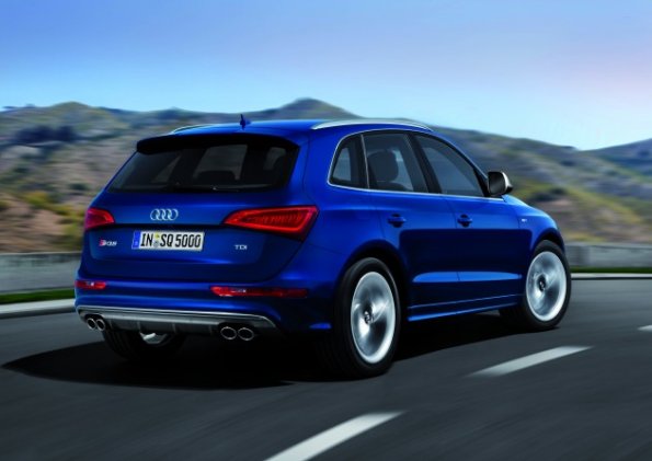 Die Heckpartie des Audi SQ5 TDI