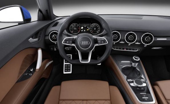 Das Cockpit im Audi TT Coupé