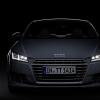 <p>Die Fahrzeugfront des Audi TT Coupé mit Matrix LED-Scheinwerfern</p>