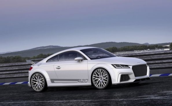 Seitenansicht des Audi TT Quattro Sport Concept