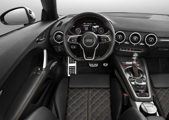 Cockpit im Audi TTS Roadster