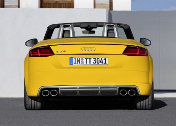 Die Heckpartie des Audi TTS Roadster