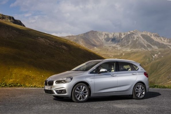 Seitenpartie des BMW 225xe