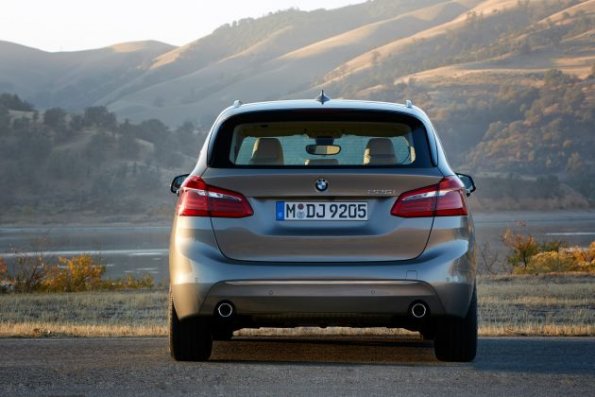 Das Heck des BMW 2er Active Tourer