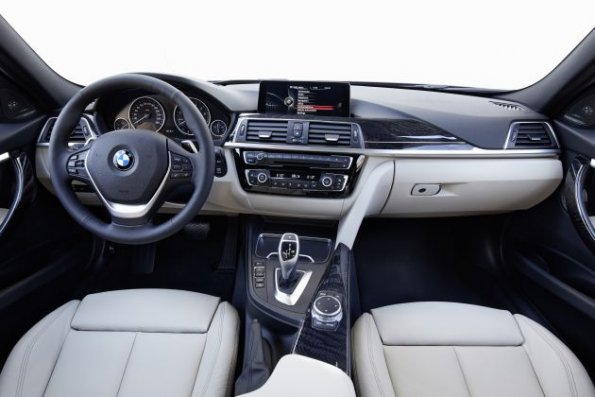 Cockpit und Armaturen im BMW 3er 