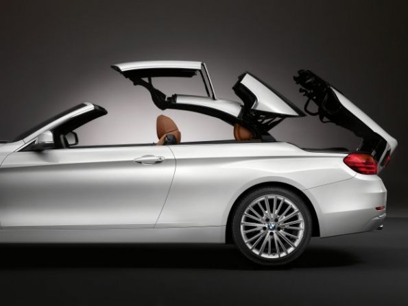 Seitenansicht des BMW 4er Cabrio