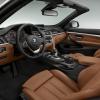 <p>Die vordere Sitzreihe im BMW 4er Cabriolet</p>