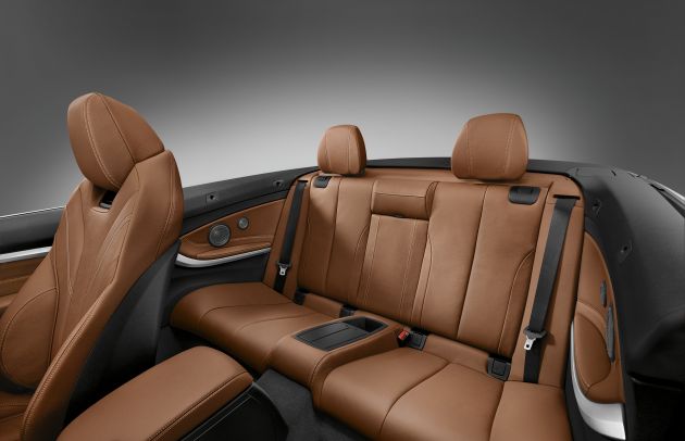 BMW 4er Cabriolet:
BMW 4er Cabriolet