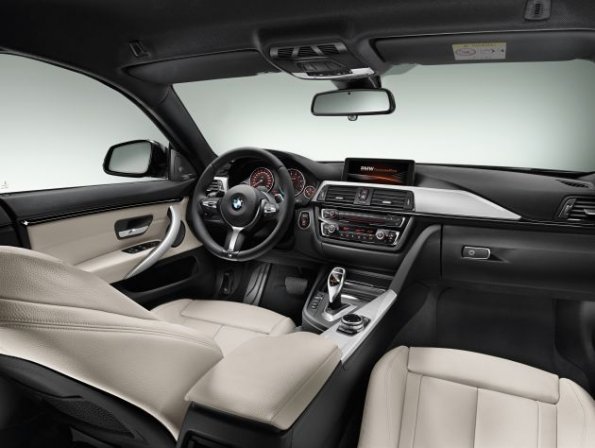 Cockpit und Armaturen im BMW 4er Grand Coupé