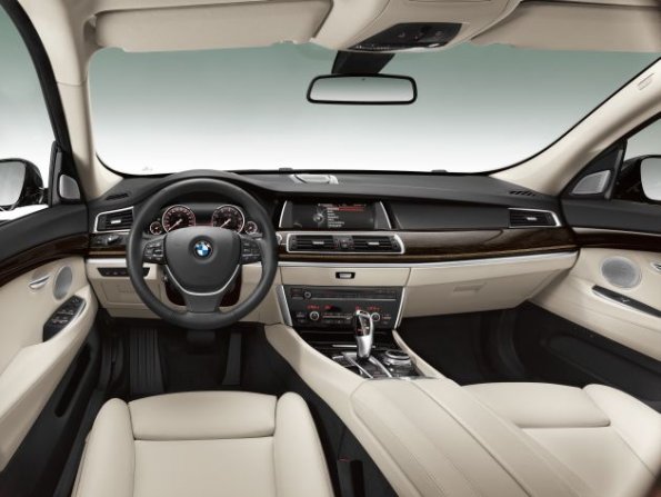 Cockpit und Armaturen im BMW 5er