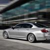 <p>Seitenansicht des BMW 5er</p>