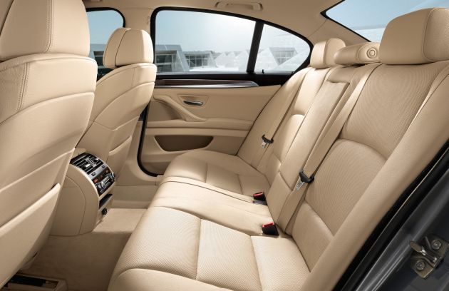 BMW 5er:
P90055127