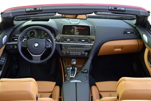 Armaturen und Cockpit im BMW 6er Cabrio