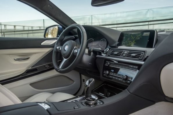 Cockpit und Armaturen im BMW 6er 