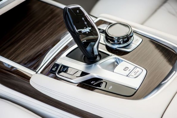 Detail aus dem BMW 7er 