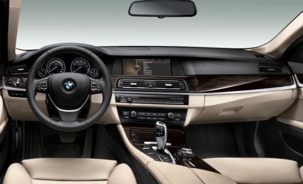 BMW ActiveHybrid  5. (09/2011)