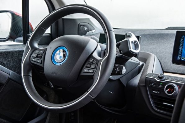 Das Cockpit des BMW i3