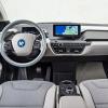 <p>Cockpit und Armaturen im BMW i3</p>