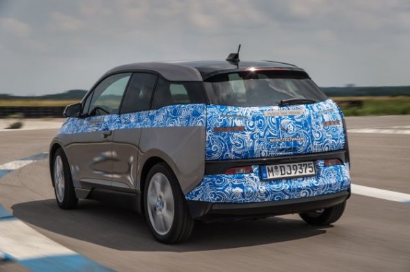 Die Heckansicht des BMW i3 2013