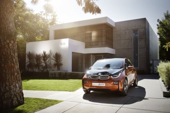 Außenaufnahme mit dem BMW i3 Concept Coupé