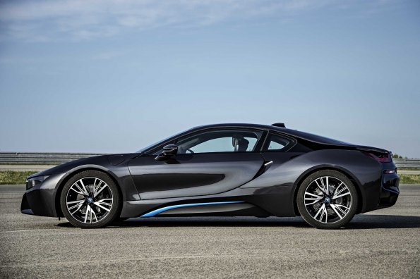 Der BMW i8  im Profil