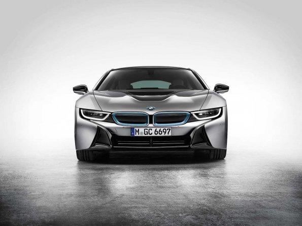 Die Frontansicht des BMW i8