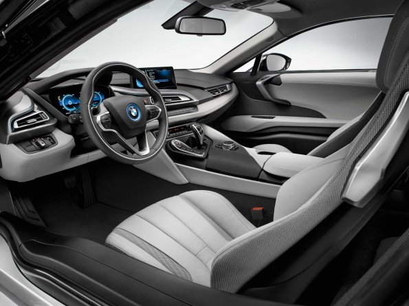 Die vordere Sitzreihe im BMW i8