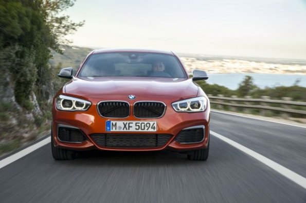 Frontansicht des BMW M135i