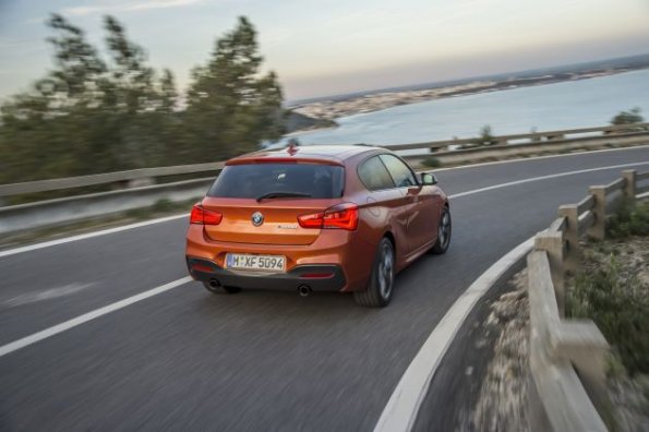 Das Heck des BMW M135i