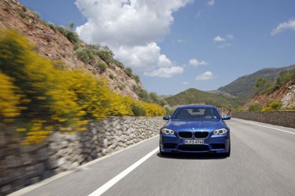 The new BMW M5 (06/2011)