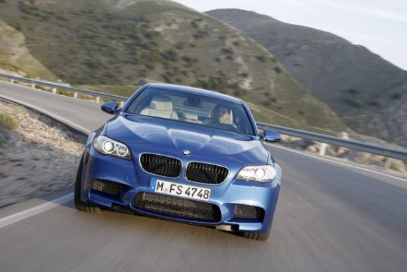 The new BMW M5 (06/2011)