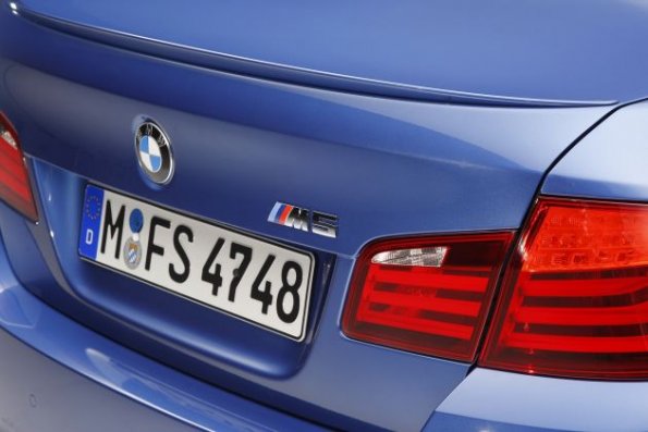 The new BMW M5 (06/2011)