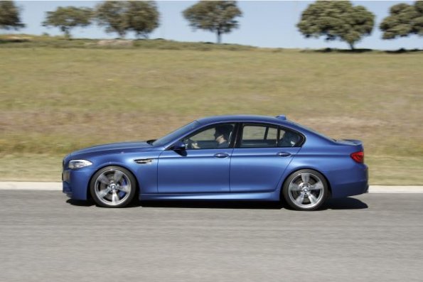 The new BMW M5 (06/2011)