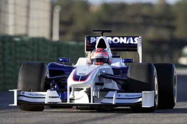 Tuesday, 20 January 2009  Valencia, Spain. Robert Kubica (POL) in the BMW Sauber F1.09 This image is copyright free for editorial use © BMW AG