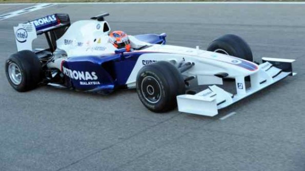 Tuesday, 20 January 2009 Valencia, Spain. The roll out of the BMW Sauber F1.09 BMW Sauber F1 Team driver Robert Kubica (POL) drives the new car for the first time. This image is copyright free for editorial use © BMW AG