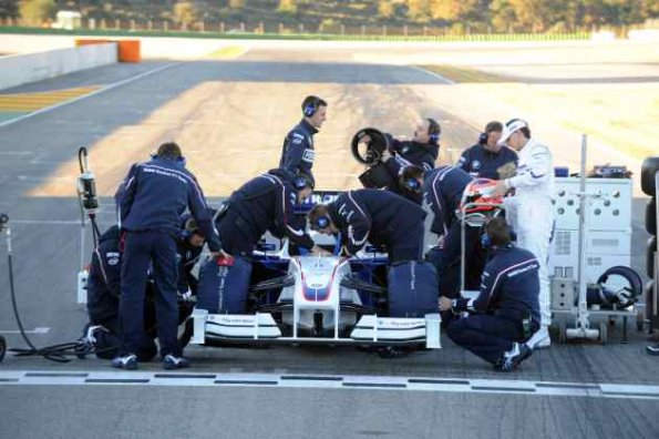 Tuesday, 20 January 2009 Valencia, Spain. The roll out of the BMW Sauber F1.09 BMW Sauber F1 Team driver Robert Kubica (POL) prepares to drive the new car. This image is copyright free for editorial use © BMW AG