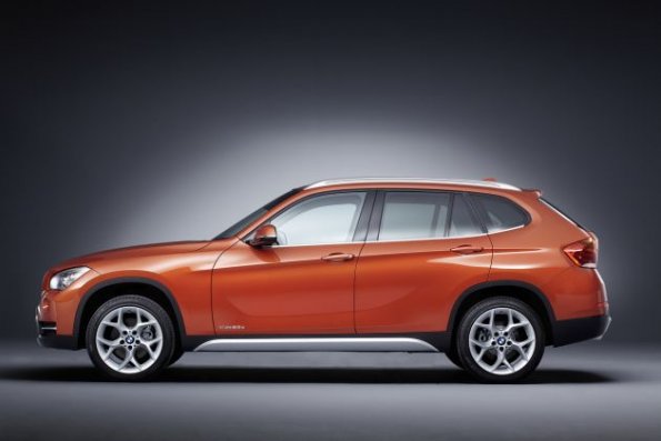 Der BMW X1 im Profil