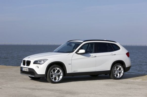 Seitenansicht des BMW X1 