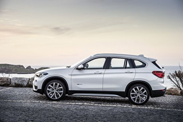 Seitenansicht des BMW X1