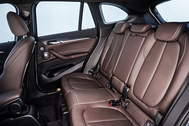 BMW X1 2015:
BMW X1