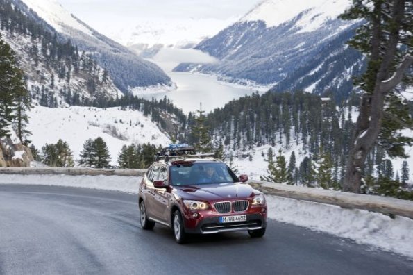 The new BMW X1 xDrive28i (01/2011)