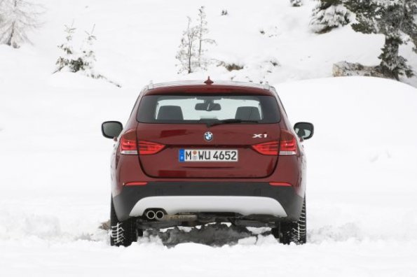 The new BMW X1 xDrive28i (01/2011)